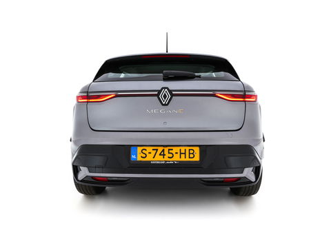 Renault Mégane E-Tech EV60 Optimum Charge Evolution [ 3-Fase ] {SOH-92%} (INCL-BTW) Aut *FULL-LED | DIGI-COCKPIT | NAVI-FULLMAP | CAMERA | COMFORT-SEATS | KEYLESS | ECC | PDC | CRUISE | DAB | CARPLAY | SHIFT-PADDLES | LANE-ASSIST | 18''ALU*
