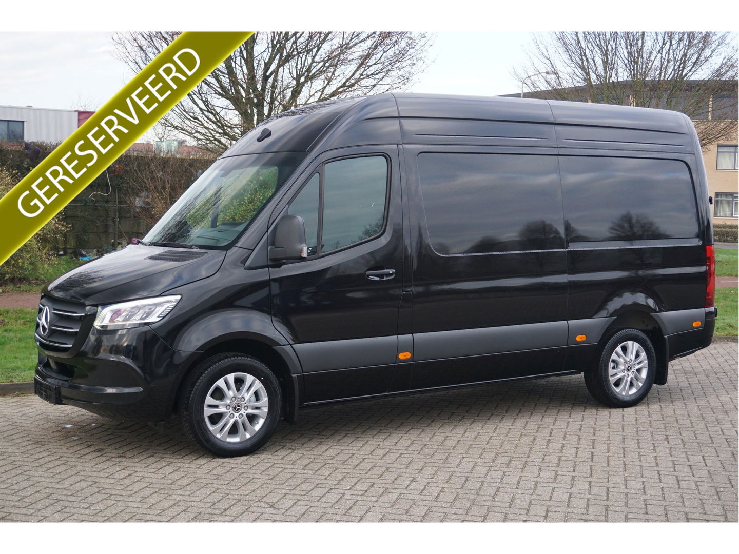 Mercedes-Benz Sprinter 319CDI Select L2H2 BPM VRIJ!! 10.25" Mbux, ACC, LED, 17" LM 3.5T Trekhaak!! NR. 699