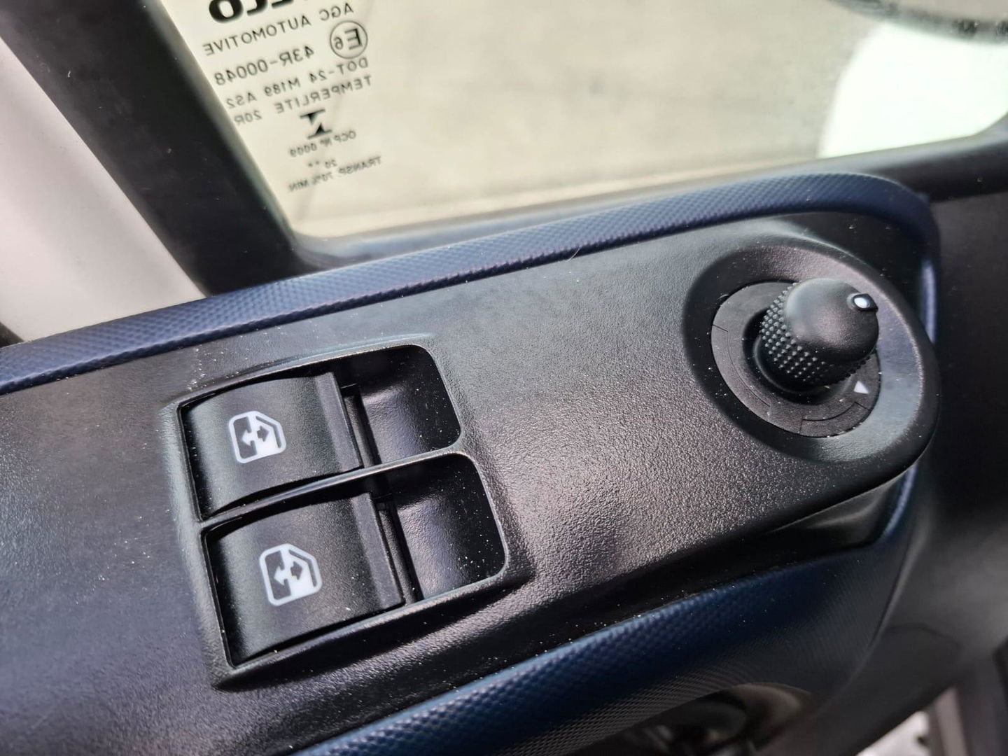 Iveco Daily 35S14NV 2.3 410L H3 PICK-UP / LAADKLEP / AARDGAS / AIRCO / CRUISE CONTROLE / TREKHAAK