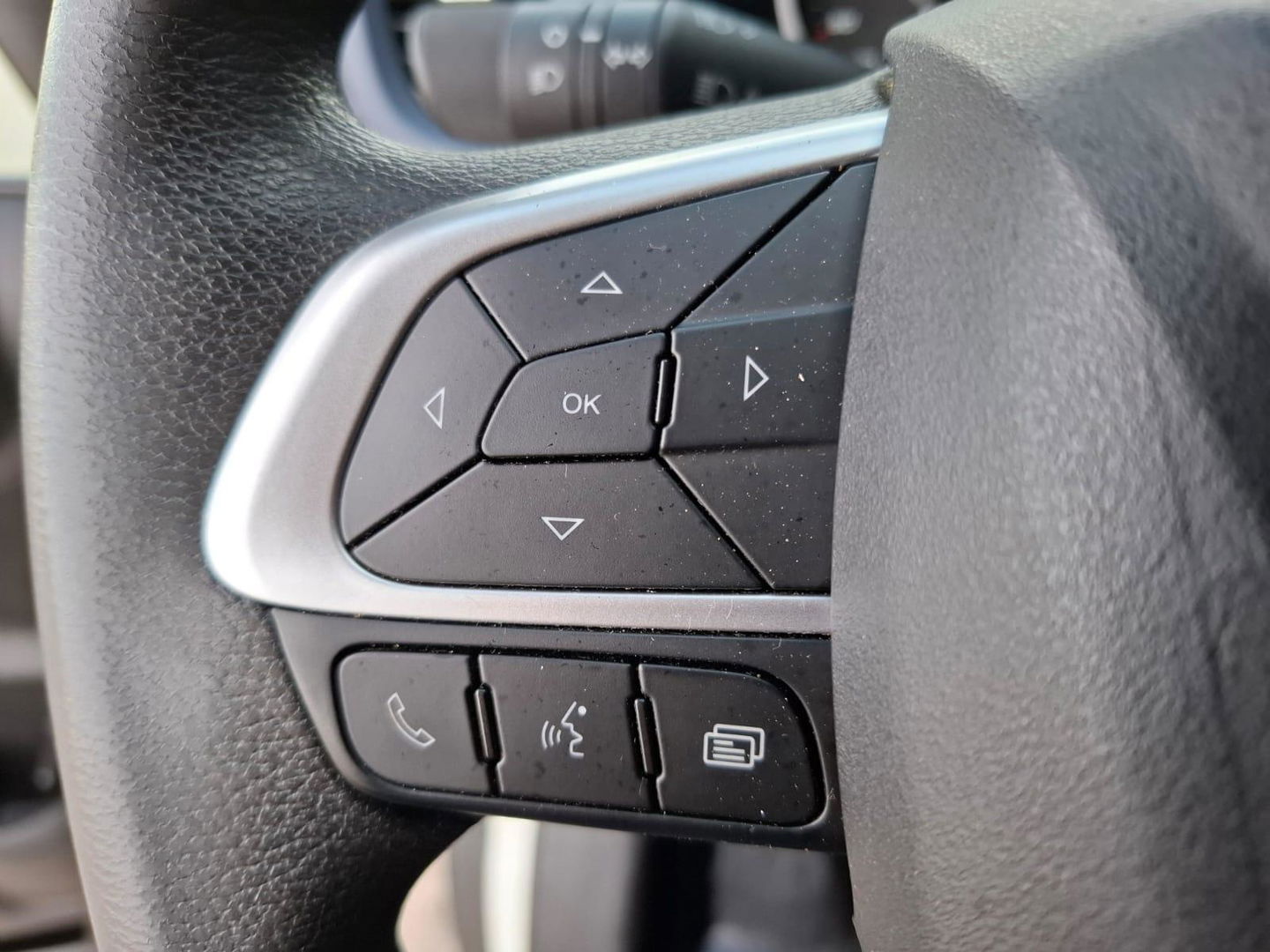 Iveco Daily 35S14NV 2.3 410L H3 PICK-UP / LAADKLEP / AARDGAS / AIRCO / CRUISE CONTROLE / TREKHAAK