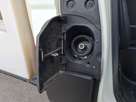 Iveco Daily 35S14NV 2.3 410L H3 PICK-UP / LAADKLEP / AARDGAS / AIRCO / CRUISE CONTROLE / TREKHAAK