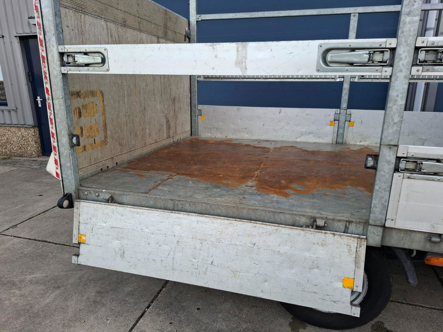Iveco Daily 35S14NV 2.3 410L H3 PICK-UP / LAADKLEP / AARDGAS / AIRCO / CRUISE CONTROLE / TREKHAAK