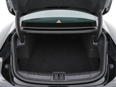 Porsche Taycan 79 kWh [3-Fase] {SOH-100%} (INCL-BTW) *LUXURY-LEATHER | FULL-LED | DIGI-COCKPIT | NAVI-FULLMAP | SPORTSEATS | ECC | CARPLAY | PDC | CRUISE | DAB | 19''ALU*