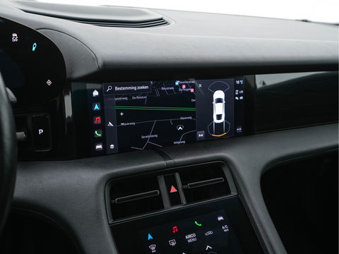 Porsche Taycan 79 kWh [3-Fase] {SOH-100%} (INCL-BTW) *LUXURY-LEATHER | FULL-LED | DIGI-COCKPIT | NAVI-FULLMAP | SPORTSEATS | ECC | CARPLAY | PDC | CRUISE | DAB | 19''ALU*