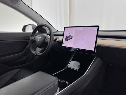 Tesla Model 3 Long Range AWD 75 kWh [ 3-Fase ] {SOH-89%} (INCL-BTW) Aut. *PANO | AUTO-PILOT | LUXURY-LEATHER | KEYLESS | FULL-LED | MEMORY-PACK | SURROUND-VIEW | DAB | CARPLAY | DIGI-COCKPIT | LANE-ASSIST | COMFORT-SEATS | TOWBAR | 18"ALU*