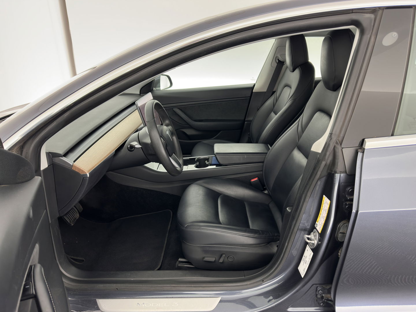 Tesla Model 3 Long Range AWD 75 kWh [ 3-Fase ] {SOH-89%} (INCL-BTW) Aut. *PANO | AUTO-PILOT | LUXURY-LEATHER | KEYLESS | FULL-LED | MEMORY-PACK | SURROUND-VIEW | DAB | CARPLAY | DIGI-COCKPIT | LANE-ASSIST | COMFORT-SEATS | TOWBAR | 18"ALU*