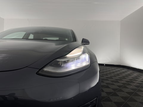 Tesla Model 3 Long Range AWD 75 kWh [ 3-Fase ] {SOH-89%} (INCL-BTW) Aut. *PANO | AUTO-PILOT | LUXURY-LEATHER | KEYLESS | FULL-LED | MEMORY-PACK | SURROUND-VIEW | DAB | CARPLAY | DIGI-COCKPIT | LANE-ASSIST | COMFORT-SEATS | TOWBAR | 18"ALU*