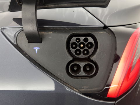 Tesla Model 3 Long Range AWD 75 kWh [ 3-Fase ] {SOH-89%} (INCL-BTW) Aut. *PANO | AUTO-PILOT | LUXURY-LEATHER | KEYLESS | FULL-LED | MEMORY-PACK | SURROUND-VIEW | DAB | CARPLAY | DIGI-COCKPIT | LANE-ASSIST | COMFORT-SEATS | TOWBAR | 18"ALU*