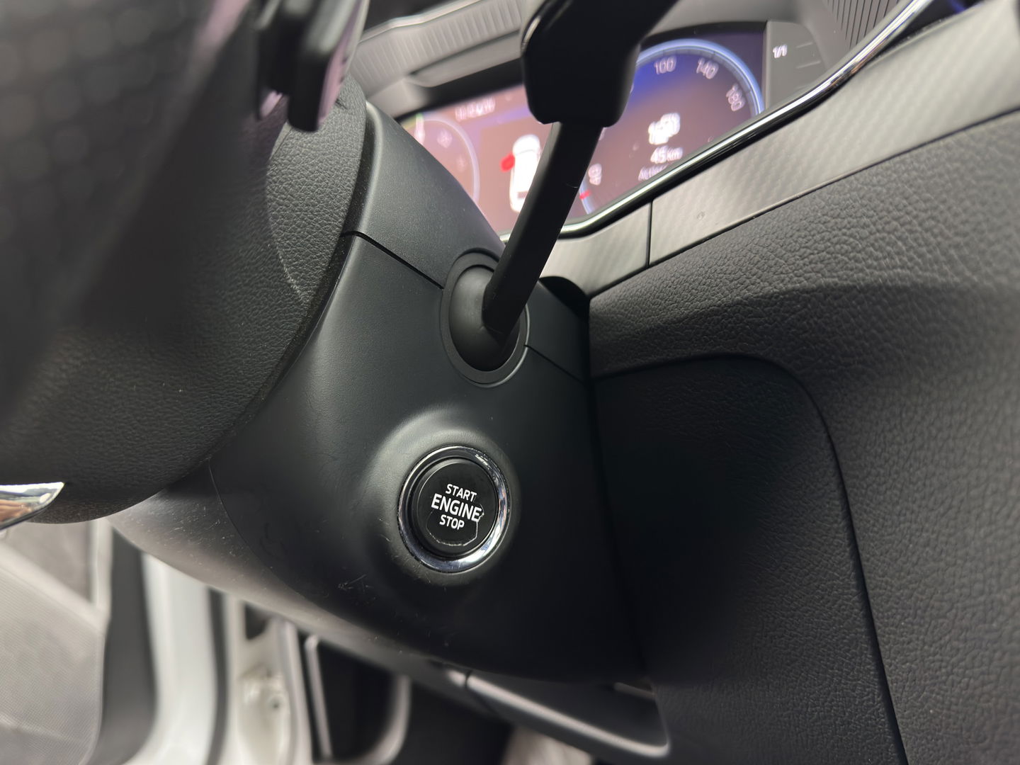 Škoda Superb Combi 1.4 TSI iV Plug-In Sportline Business {SOH-93%} (INCL-BTW) Aut. *PANO | LEATHER-ALCANTARA | FULL-LED | DIGI-COCKPIT | CANTON-SOUND | AMBIENT-LIGHT | CAMERA | NAVI-FULLMAP | DAB+ | KEYLESS | HEATED-SPORTSEATS | PRIVACY-GLASS | ECC | 19"ALU*