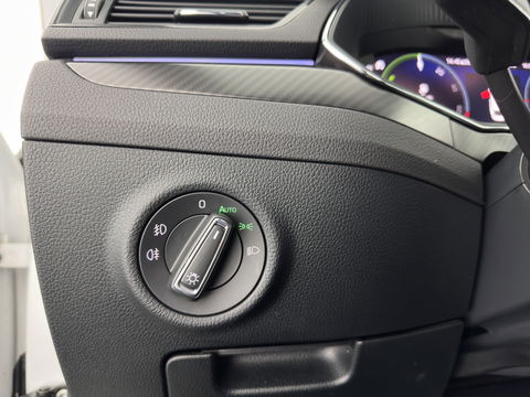 Škoda Superb Combi 1.4 TSI iV Plug-In Sportline Business {SOH-93%} (INCL-BTW) Aut. *PANO | LEATHER-ALCANTARA | FULL-LED | DIGI-COCKPIT | CANTON-SOUND | AMBIENT-LIGHT | CAMERA | NAVI-FULLMAP | DAB+ | KEYLESS | HEATED-SPORTSEATS | PRIVACY-GLASS | ECC | 19"ALU*