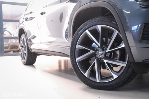 Škoda Kodiaq 1.5 TSI Sportline Business 7p | Trekhaak | Camera | BTW auto | NL auto | Adaptive | Virtual Cockpit |