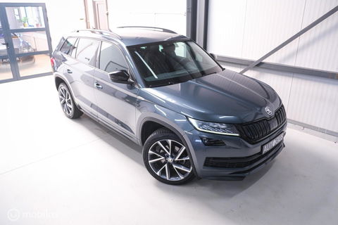 Škoda Kodiaq 1.5 TSI Sportline Business 7p | Trekhaak | Camera | BTW auto | NL auto | Adaptive | Virtual Cockpit |