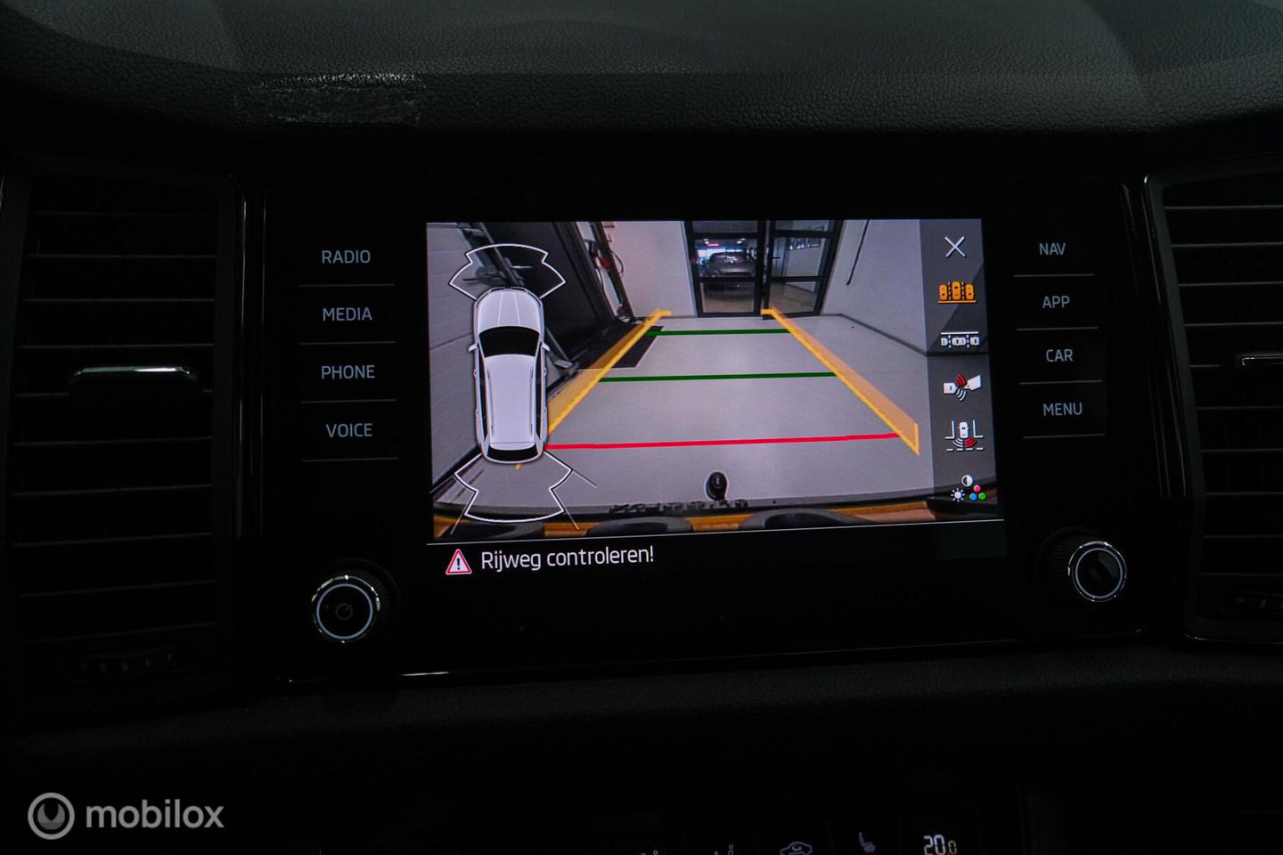 Škoda Kodiaq 1.5 TSI Sportline Business 7p | Trekhaak | Camera | BTW auto | NL auto | Adaptive | Virtual Cockpit |