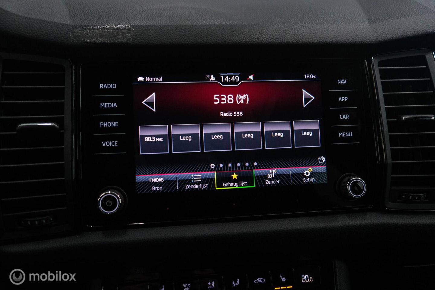 Škoda Kodiaq 1.5 TSI Sportline Business 7p | Trekhaak | Camera | BTW auto | NL auto | Adaptive | Virtual Cockpit |