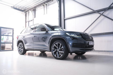 Škoda Kodiaq 1.5 TSI Sportline Business 7p | Trekhaak | Camera | BTW auto | NL auto | Adaptive | Virtual Cockpit |