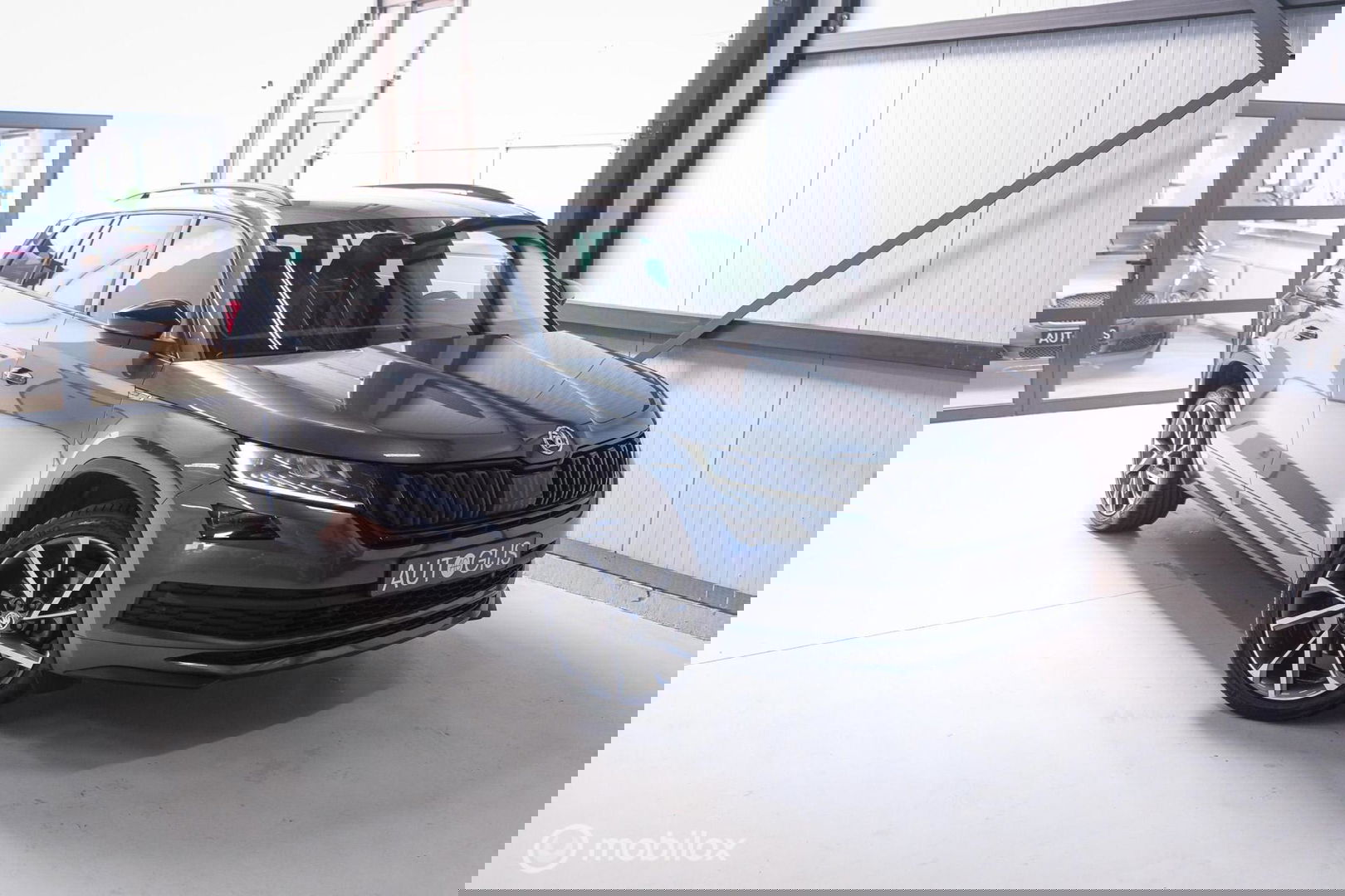 Škoda Kodiaq 1.5 TSI Sportline Business 7p | Trekhaak | Camera | BTW auto | NL auto | Adaptive | Virtual Cockpit |