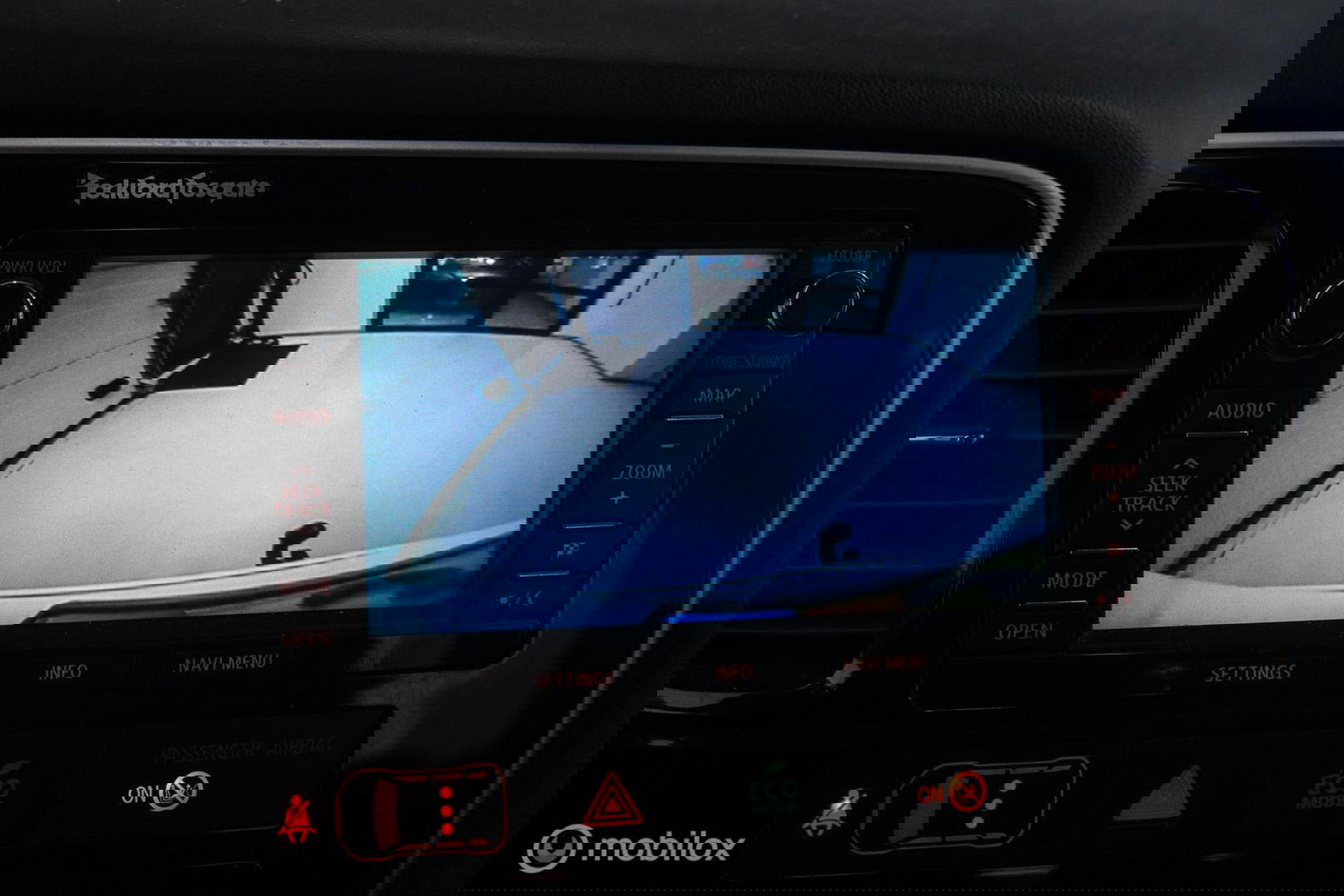 Mitsubishi Outlander 2.0 PHEV Instyle+ | Schuifdak | trekhaak | Leder | NL auto NAP | Rijklaarprijs | Nieuwe APK |