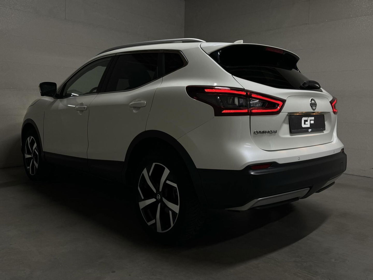 Nissan QASHQAI 1.2 Tekna + Pano 360° Navi Cruise Stoelv. NAP