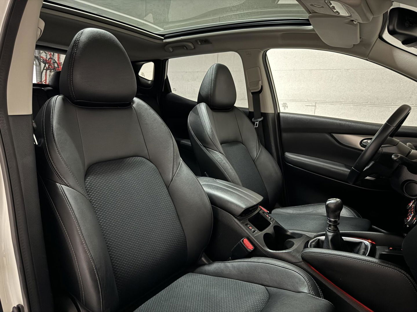 Nissan QASHQAI 1.2 Tekna + Pano 360° Navi Cruise Stoelv. NAP