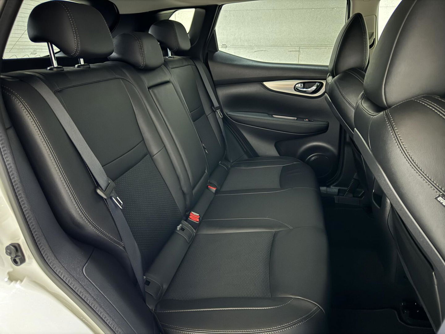 Nissan QASHQAI 1.2 Tekna + Pano 360° Navi Cruise Stoelv. NAP