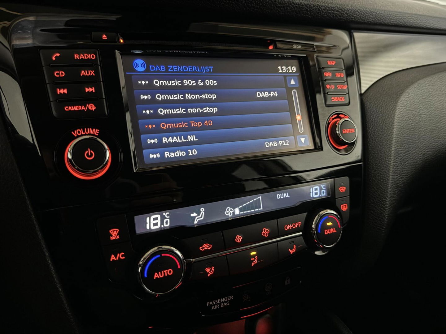 Nissan QASHQAI 1.2 Tekna + Pano 360° Navi Cruise Stoelv. NAP