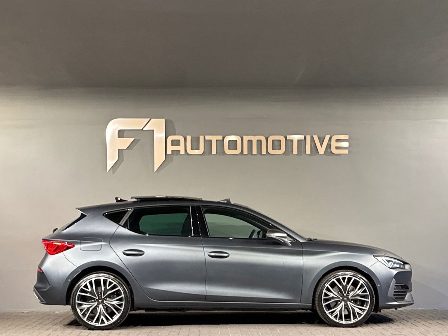 CUPRA Leon 1.4 e-Hybrid VZ Performance Pano|Keyles|Sfeer|NAP