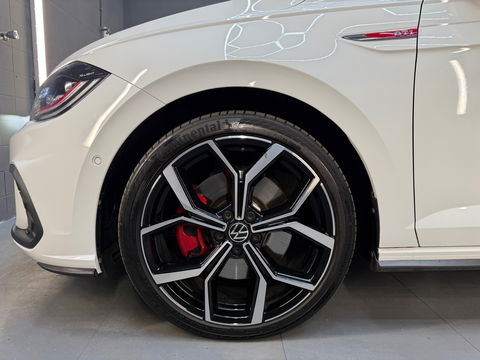 Volkswagen Polo 2.0 TSI GTI Pano|Beats|Keyless|Sfeer|IQ|DCC