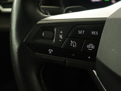 SEAT Leon 1.4 TSI eHybrid PHEV Xcellence | Adaptive cruise | Carplay | Sfeerverlichting | Navigatie | Leder/Alcantara | Camera | Digital Cockpit | Plug In