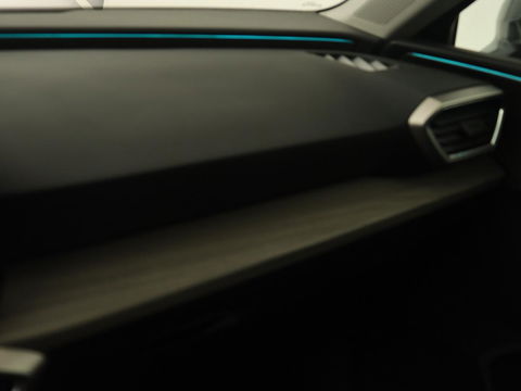 SEAT Leon 1.4 TSI eHybrid PHEV Xcellence | Adaptive cruise | Carplay | Sfeerverlichting | Navigatie | Leder/Alcantara | Camera | Digital Cockpit | Plug In