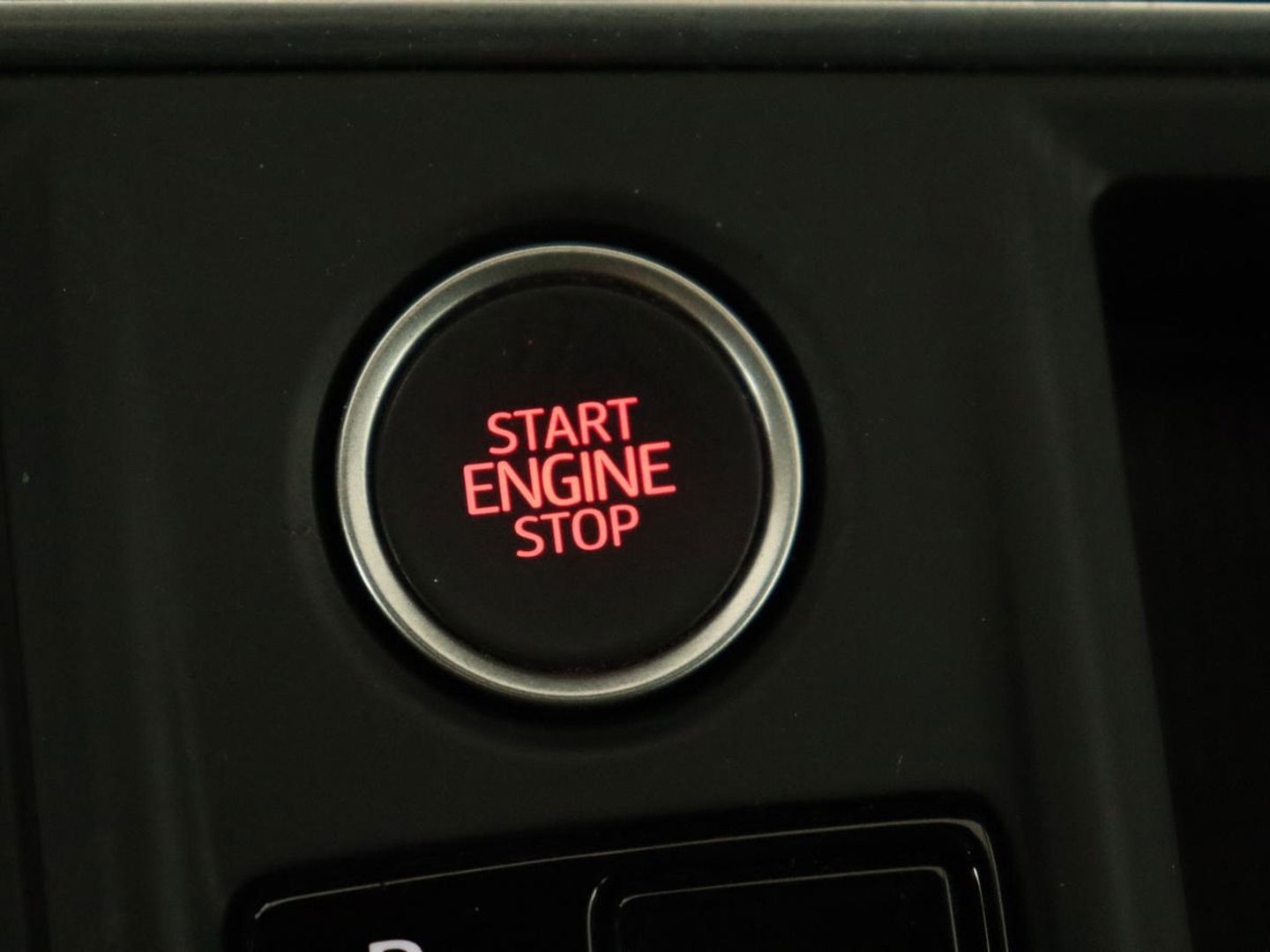 SEAT Leon 1.4 TSI eHybrid PHEV Xcellence | Adaptive cruise | Carplay | Sfeerverlichting | Navigatie | Leder/Alcantara | Camera | Digital Cockpit | Plug In