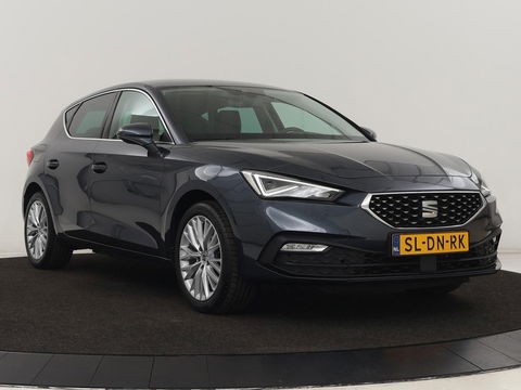 SEAT Leon 1.4 TSI eHybrid PHEV Xcellence | Adaptive cruise | Carplay | Sfeerverlichting | Navigatie | Leder/Alcantara | Camera | Digital Cockpit | Plug In