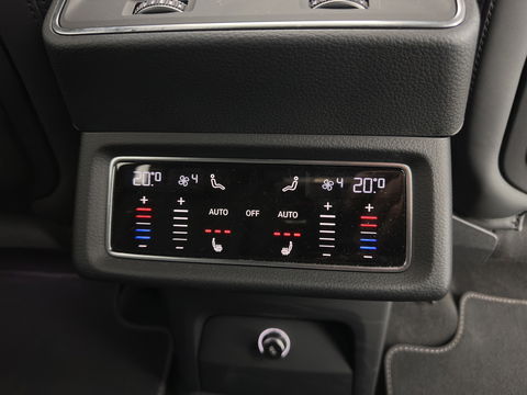Audi e-tron 55 quattro advanced 95 kWh [3-Fase] {SOH-92%} *PANO | LUXURY-LEATHER | FULL-LED | BANG&OLUFSEN | ADAPTIVE-CRUISE | MEMORY-PACK | BLIND-SPOT | TOP-VIEW | SPORT/HEATED-SEATS | KEYLESS | DAB+ | ECC | PDC | 22''ALU*