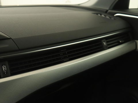 Audi A4 1.4 TFSI Design Pro Line Plus | Stoelverwarming | Virtual Cockpit | Carplay | Sportstoelen | Navigatie | Fulll LED | Climate control | Parkeerhulp | Cruise control