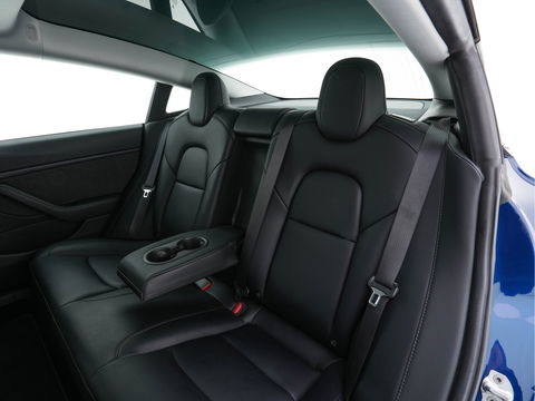 Tesla Model 3 Long Range AWD 75 kWh [3-Fase] {SOH-83%} (INCL-BTW) Aut. *PANO | AUTO-PILOT | LUXURY-LEATHER | KEYLESS | FULL-LED | MEMORY-PACK | SURROUND-VIEW | DAB | CARPLAY | DIGI-COCKPIT | LANE-ASSIST | COMFORT-SEATS | 18"ALU*