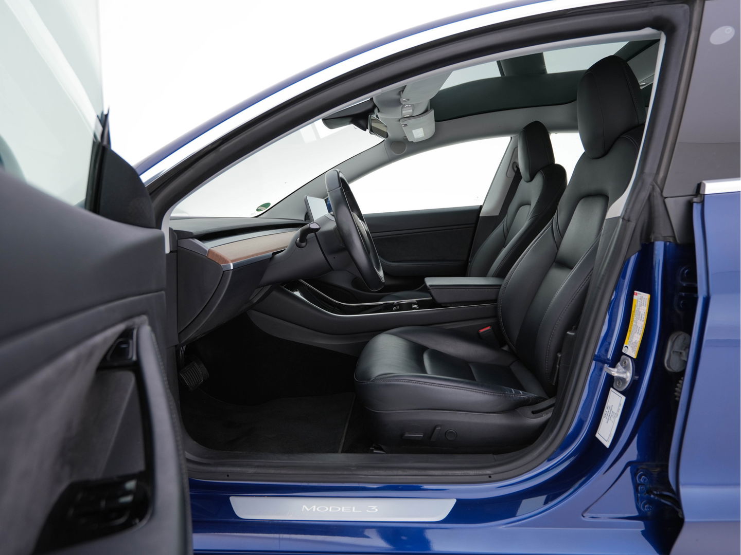 Tesla Model 3 Long Range AWD 75 kWh [3-Fase] {SOH-83%} (INCL-BTW) Aut. *PANO | AUTO-PILOT | LUXURY-LEATHER | KEYLESS | FULL-LED | MEMORY-PACK | SURROUND-VIEW | DAB | CARPLAY | DIGI-COCKPIT | LANE-ASSIST | COMFORT-SEATS | 18"ALU*