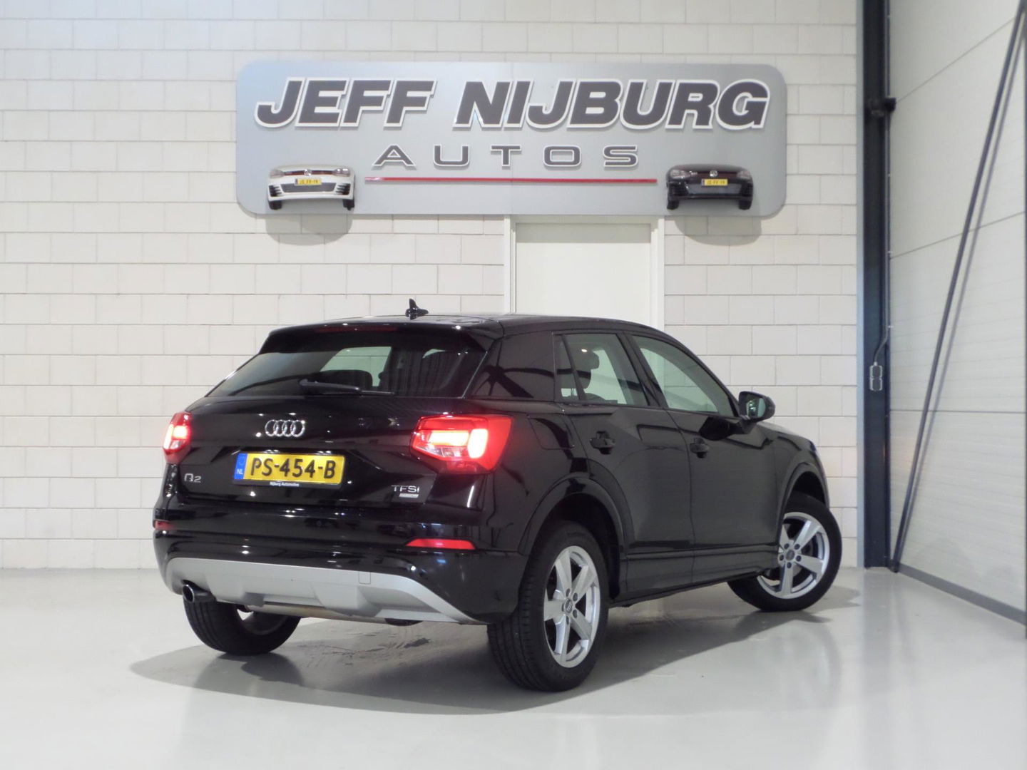 Audi Q2 1.0 TFSI Sport "Origineel NL!" Automaat! Adaptive-cruise Navigatie Bluetooth Parkeersensor, van 2e eigenaar in nieuwstaat!