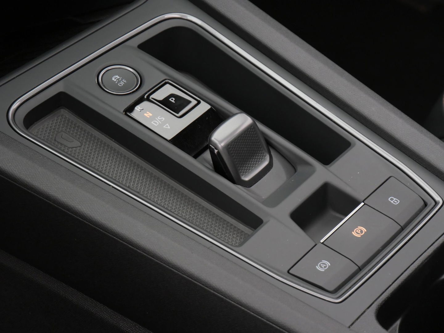 CUPRA Formentor e-HYBRID 245PK VZ COPPER EDITION/ 360°CAMERA/ WEGKL. TREKHAAK/ GRAPHENE GRAY