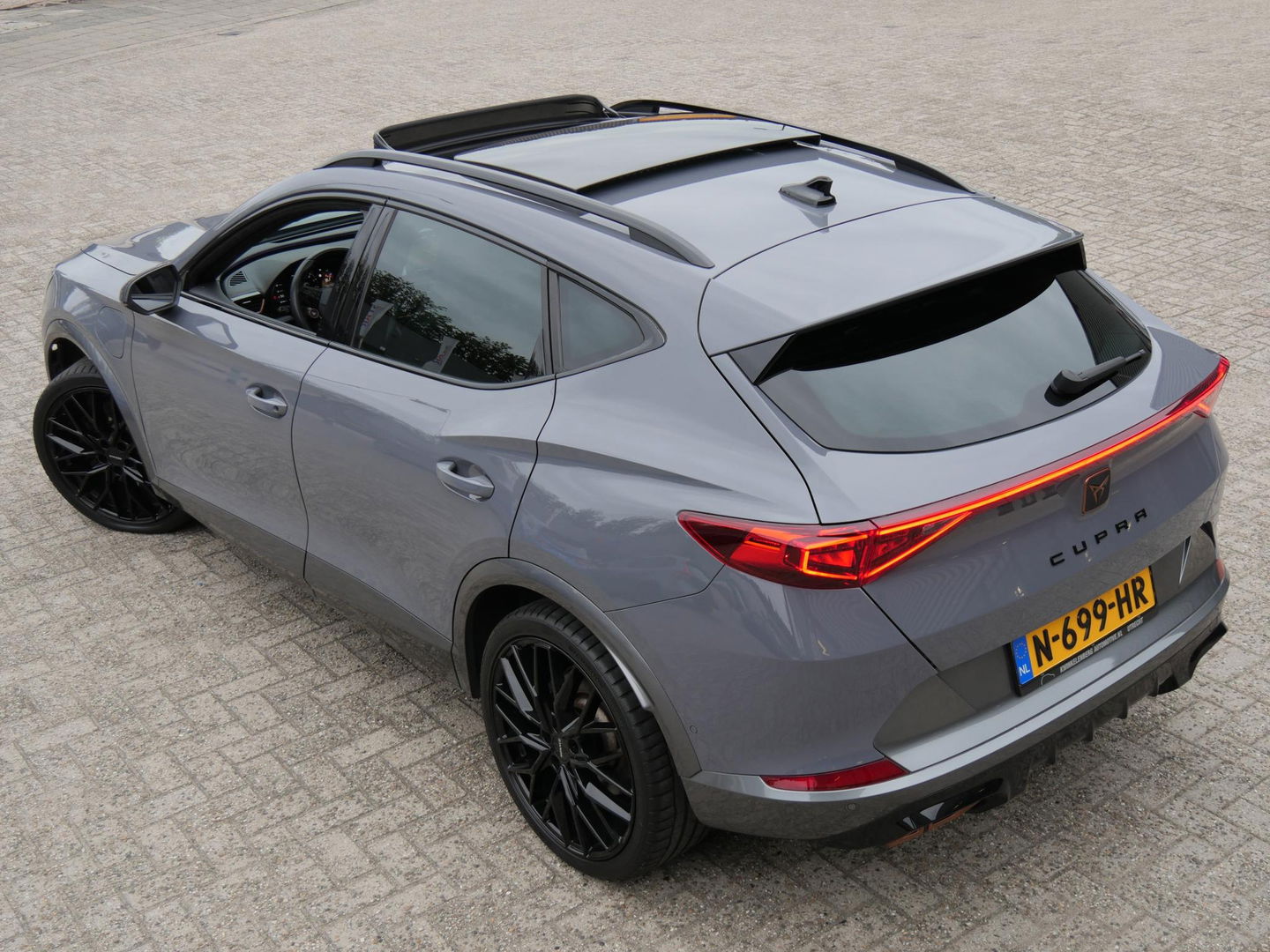 CUPRA Formentor e-HYBRID 245PK VZ COPPER EDITION/ 360°CAMERA/ WEGKL. TREKHAAK/ GRAPHENE GRAY