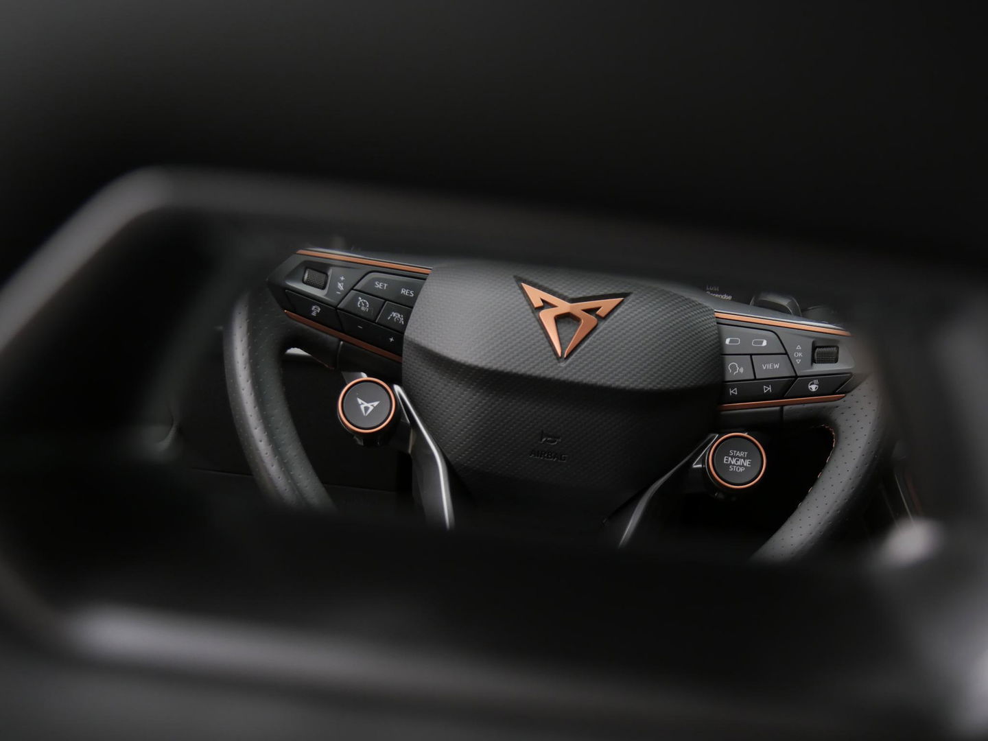 CUPRA Formentor e-HYBRID 245PK VZ COPPER EDITION/ 360°CAMERA/ WEGKL. TREKHAAK/ GRAPHENE GRAY