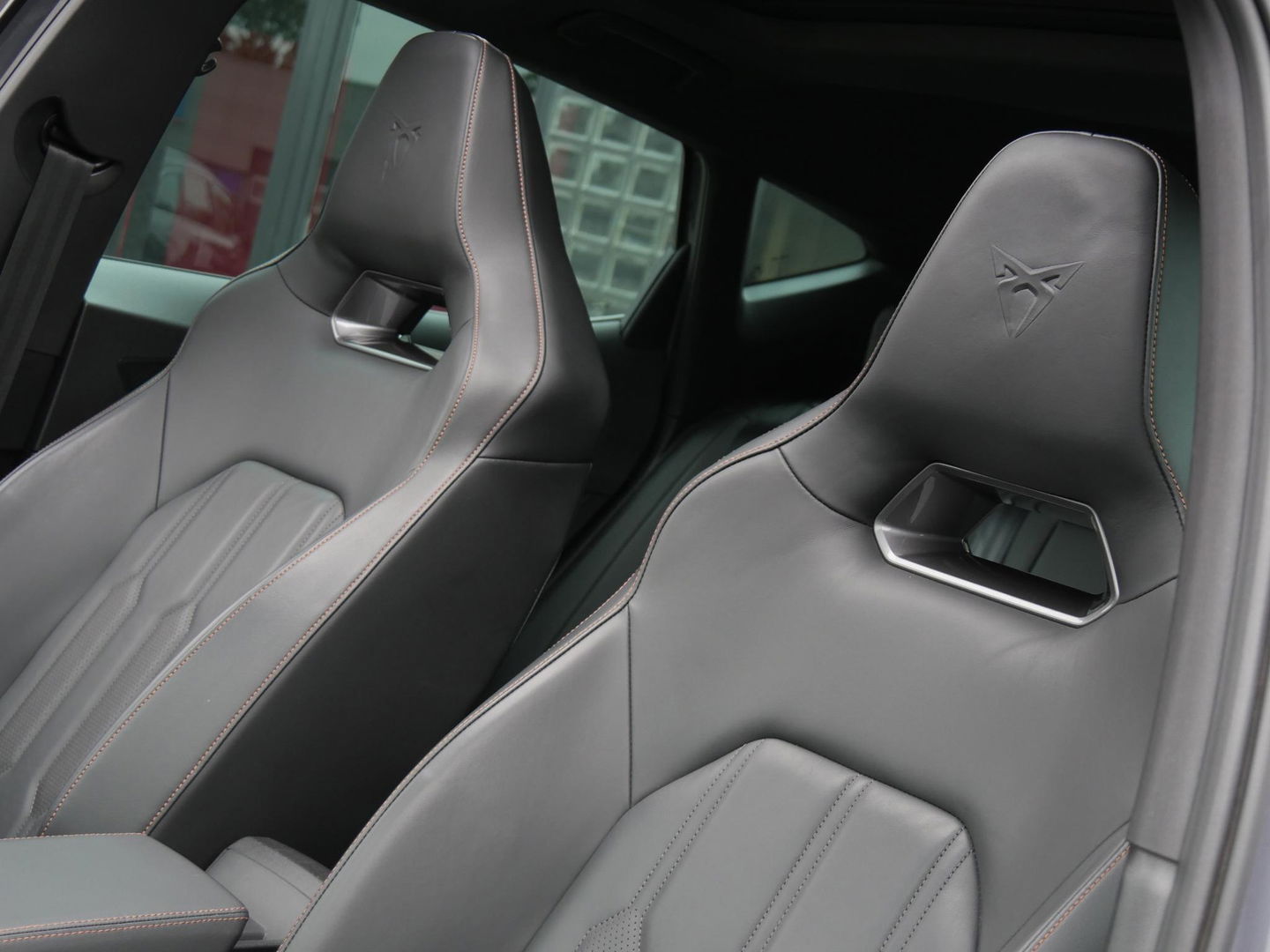 CUPRA Formentor e-HYBRID 245PK VZ COPPER EDITION/ 360°CAMERA/ WEGKL. TREKHAAK/ GRAPHENE GRAY