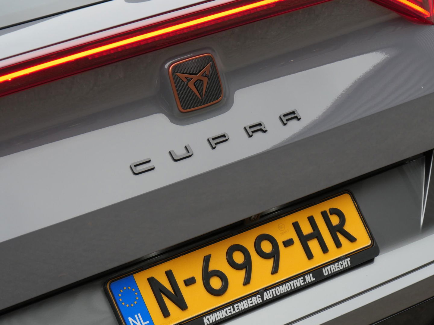 CUPRA Formentor e-HYBRID 245PK VZ COPPER EDITION/ 360°CAMERA/ WEGKL. TREKHAAK/ GRAPHENE GRAY