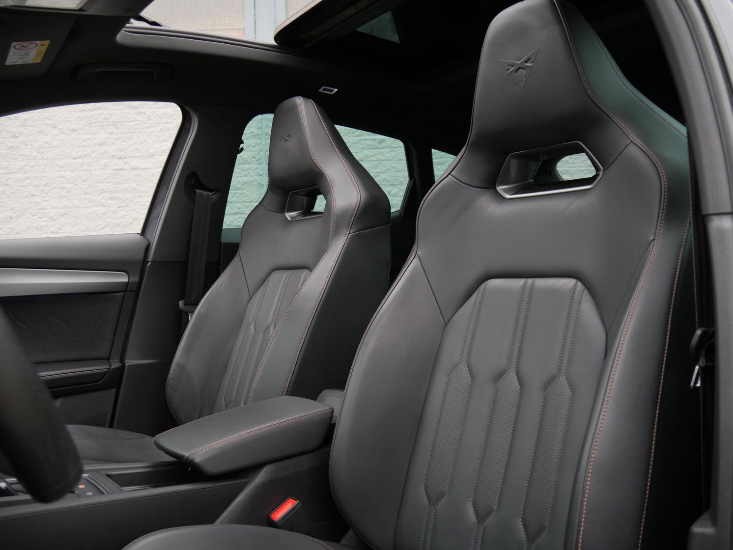 CUPRA Formentor e-HYBRID 245PK VZ COPPER EDITION/ 360°CAMERA/ WEGKL. TREKHAAK/ GRAPHENE GRAY