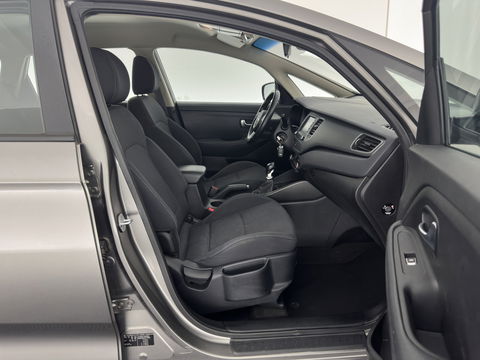 Kia Carens 1.6 GDi First Edition [ 7-Pers. ] *NAVI-FULLMAP | COMFORT-SEATS | CAMERA | ECC | PDC | CRUISE | 17''ALU*