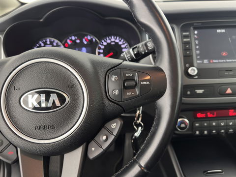 Kia Carens 1.6 GDi First Edition [ 7-Pers. ] *NAVI-FULLMAP | COMFORT-SEATS | CAMERA | ECC | PDC | CRUISE | 17''ALU*