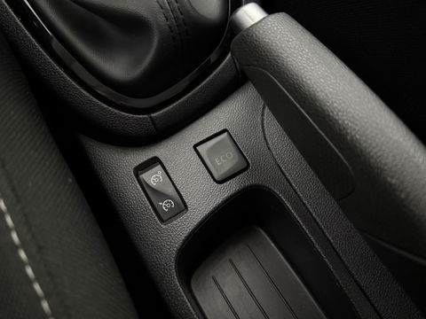 Renault Clio 0.9 TCe Limited | Carplay | Keyless | Cruise | Trekh. | Airco | LED | NAP