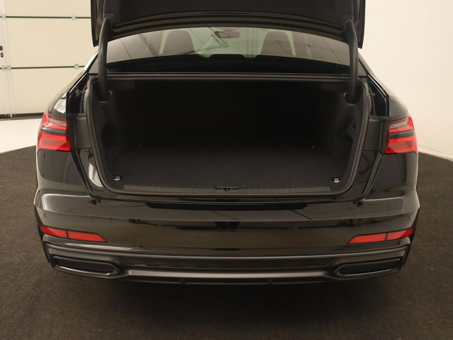 Audi A6 50 TFSIe quattro S edition | Panoramadak | Bang & Olufsen | Nappaleder | Stoelverwarming | Carplay | Memory | Camera | Navigatie | Full LED | Parkeerhulp | Virtual Cockpit | PHEV | Plug In