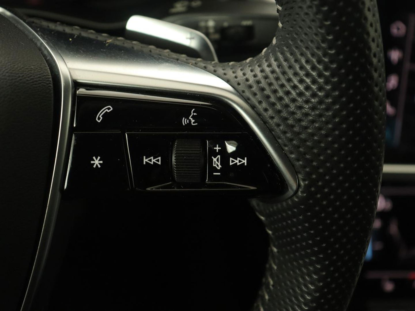 Audi A6 50 TFSIe quattro S edition | Panoramadak | Bang & Olufsen | Nappaleder | Stoelverwarming | Carplay | Memory | Camera | Navigatie | Full LED | Parkeerhulp | Virtual Cockpit | PHEV | Plug In