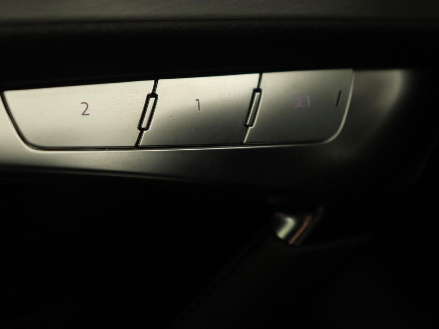 Audi A6 50 TFSIe quattro S edition | Panoramadak | Bang & Olufsen | Nappaleder | Stoelverwarming | Carplay | Memory | Camera | Navigatie | Full LED | Parkeerhulp | Virtual Cockpit | PHEV | Plug In