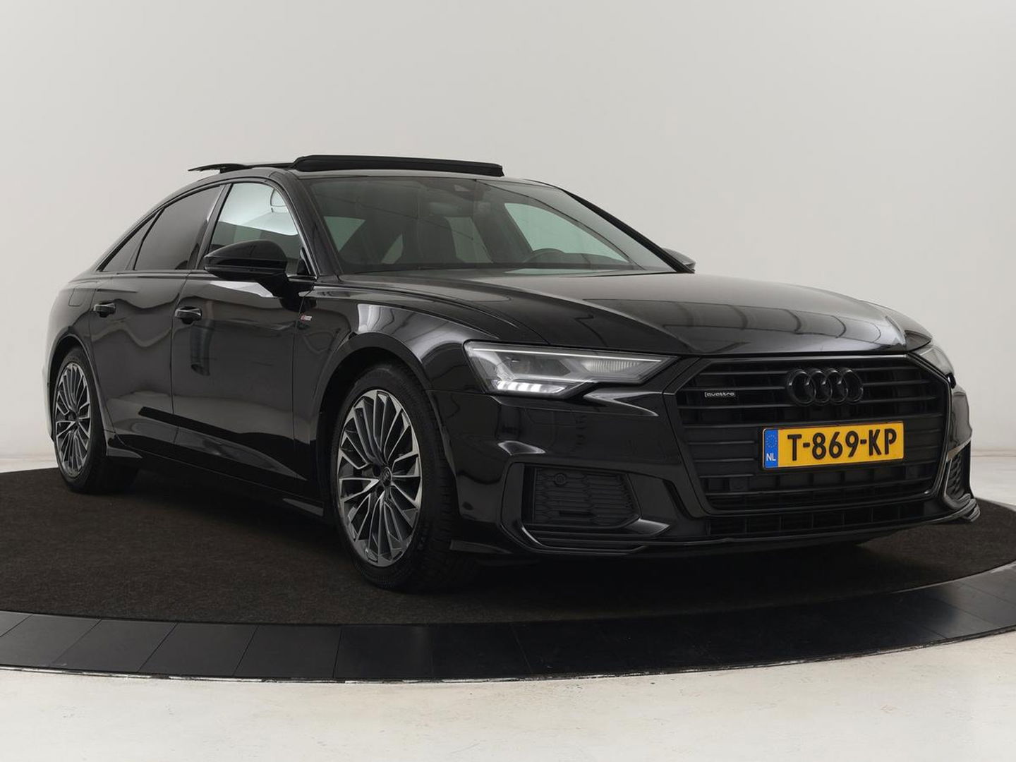 Audi A6 50 TFSIe quattro S edition | Panoramadak | Bang & Olufsen | Nappaleder | Stoelverwarming | Carplay | Memory | Camera | Navigatie | Full LED | Parkeerhulp | Virtual Cockpit | PHEV | Plug In