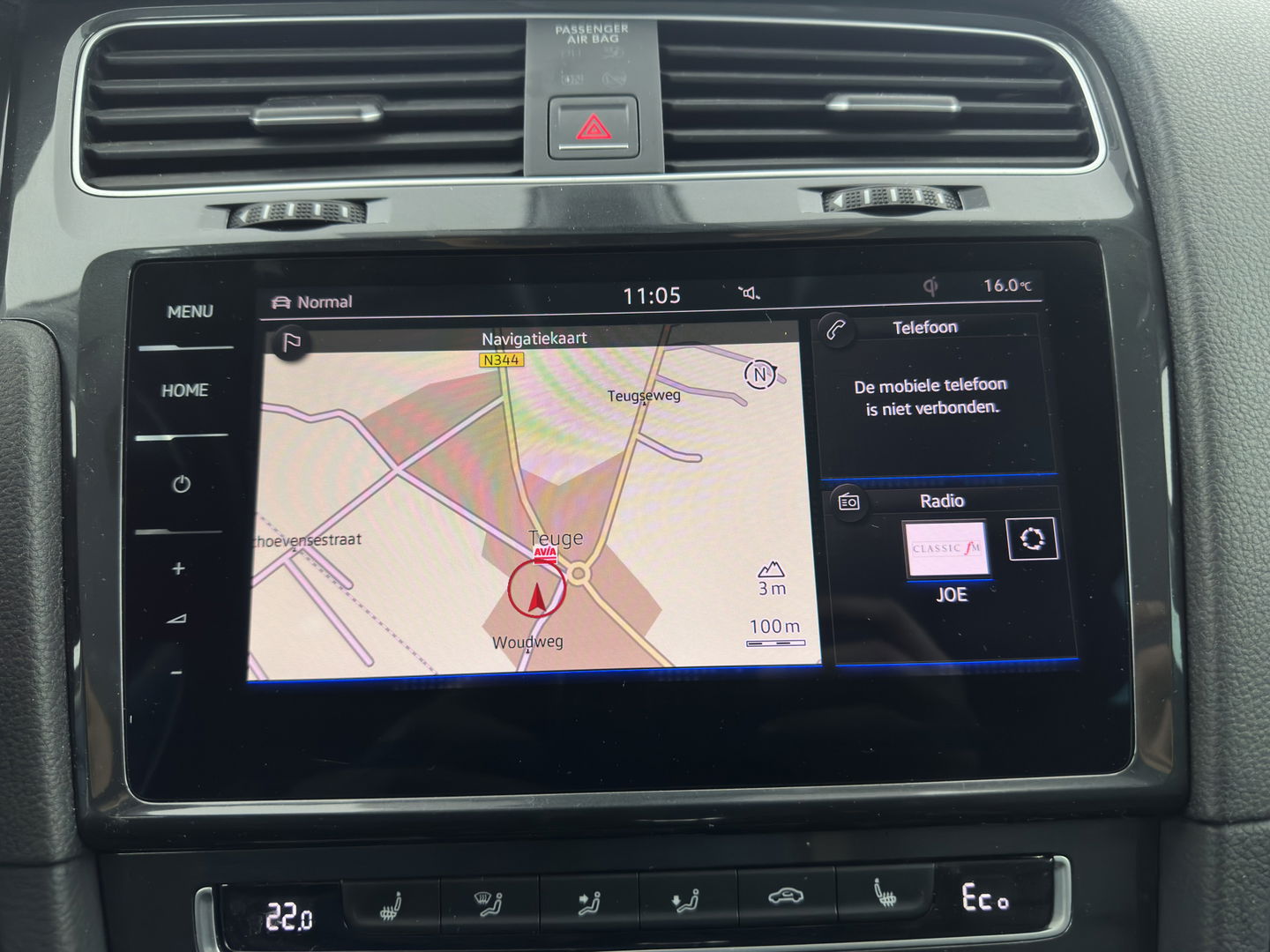 Volkswagen e-Golf {SOH-89%} Aut.*HEAT-PUMP | LUXURY-LEATHER | FULL-LED | DIGI-COCKPIT | NAVI-FULLMAP | HEATED-SPORTSEATS | CAMERA | DAB+ | AMBIENT-LIGHT | PRIVACY-GLASS | CAMERA | KEYLESS | CCS-FASTLOADER | 17''ALU*